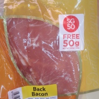 FairPrice back bacon's SG50 Free 50g promotion!